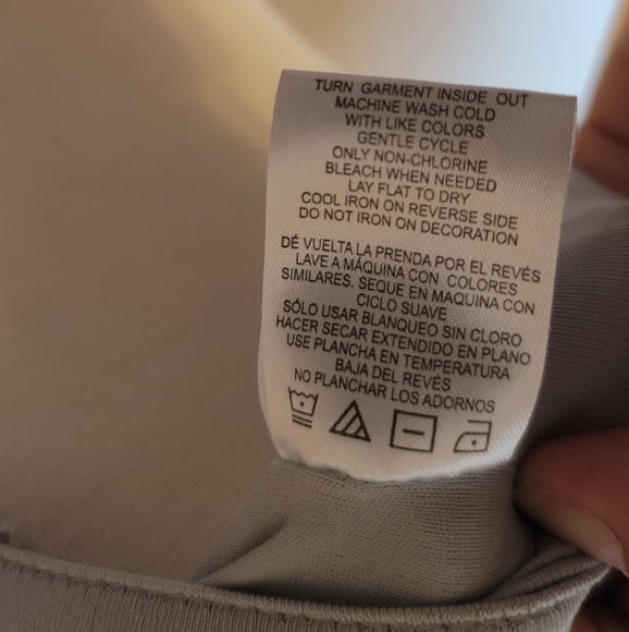 Madden Sparkly Silver Sequin Cropped Top - Picture 9 of 9